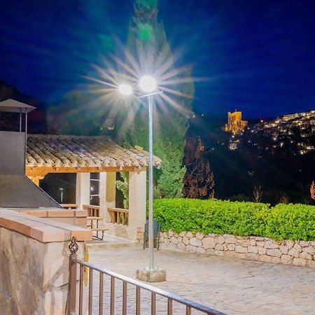Apartamentos Berrocal Alcala del Jucar Extérieur photo